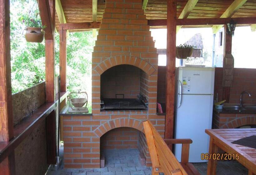 مبيت وإفطار Zoltán & Erika Panzió Parajd