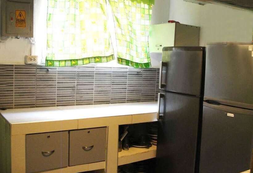 Casa Del Mochilero   Hostel