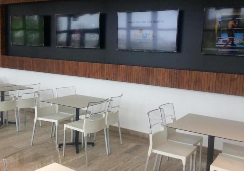 בית מלון כפרי Astoria Patria