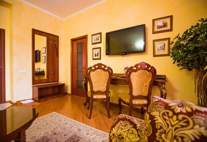 فندق 13 Chairs Boutique