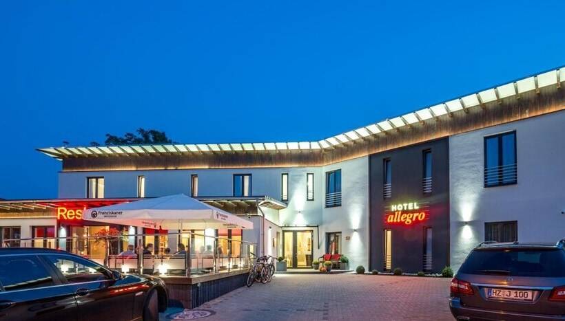 Отель Allegro