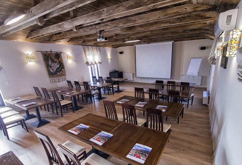 Отель Armonia By Aristocratis