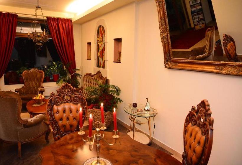 בית מלון כפרי Art Montana