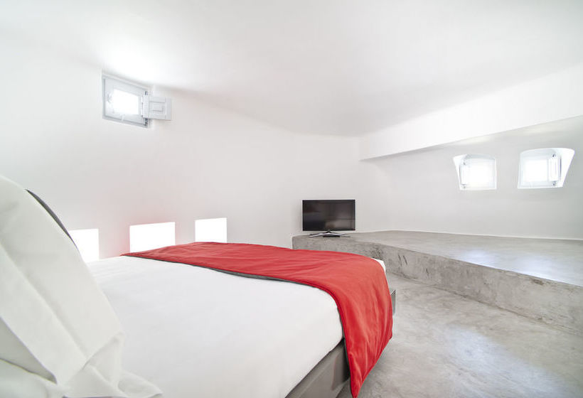 Отель Avista Suites