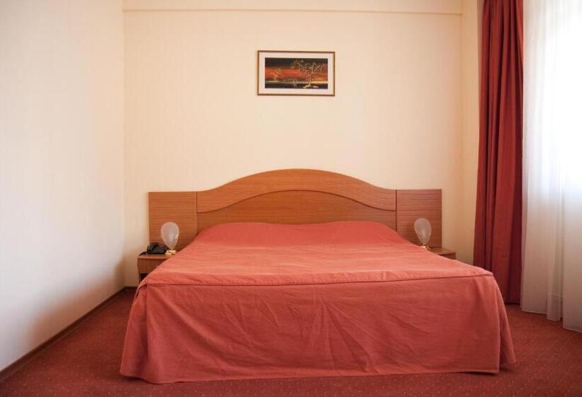 בית מלון כפרי Azuga Ski & Bike Resort