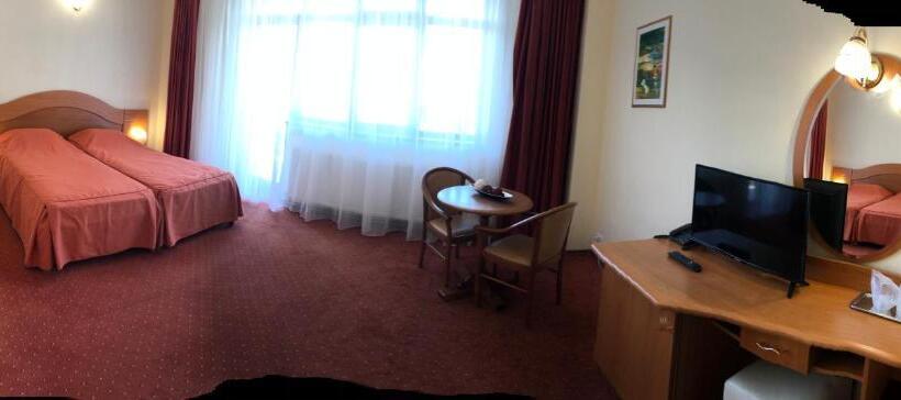 בית מלון כפרי Azuga Ski & Bike Resort