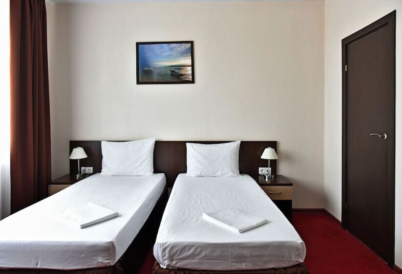 호텔 Barkhatnye Sezony Russky Dom Resort