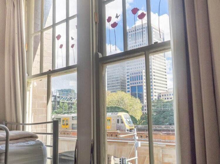 فندق Big Backpackers Hostel