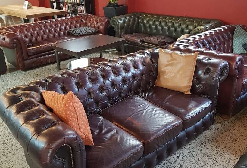 فندق Big Backpackers Hostel