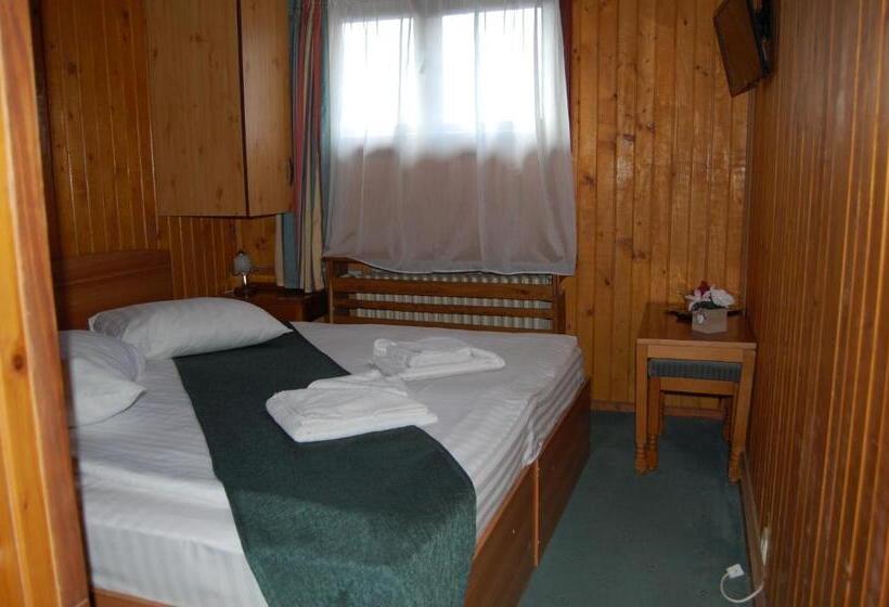 호텔 Bucegi Portile Regatului