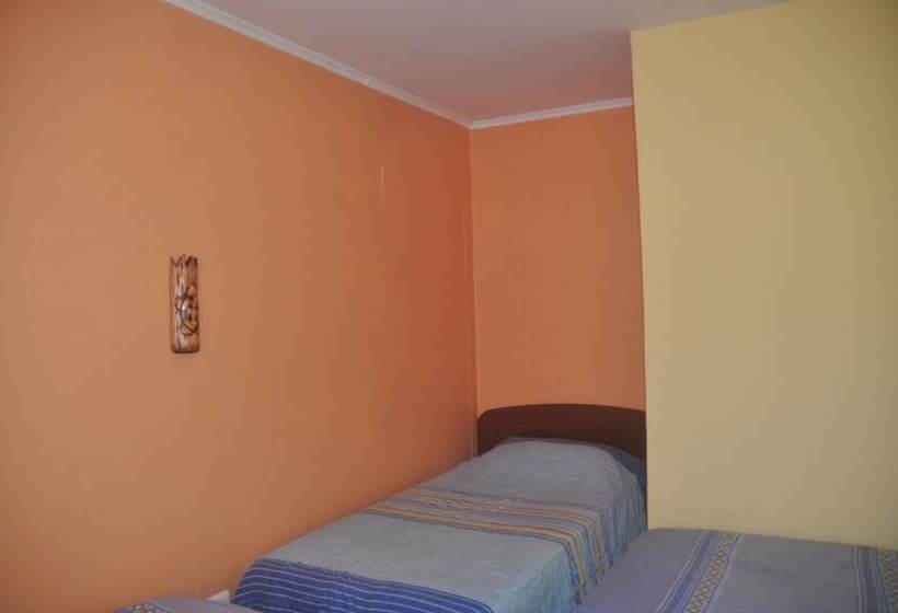 فندق Cabañas Anakena