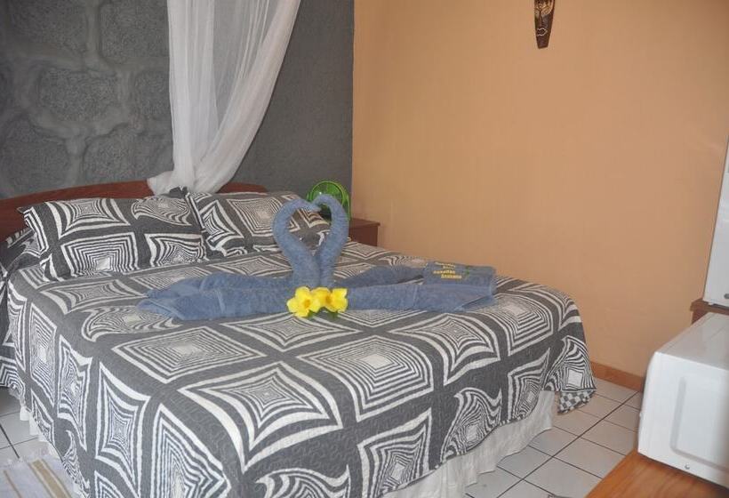 فندق Cabañas Anakena