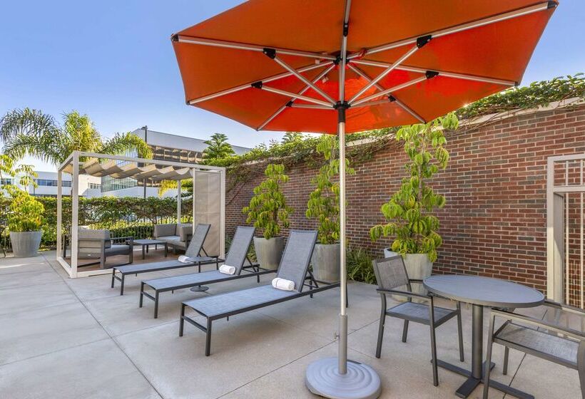 Cambria Hotel Lax