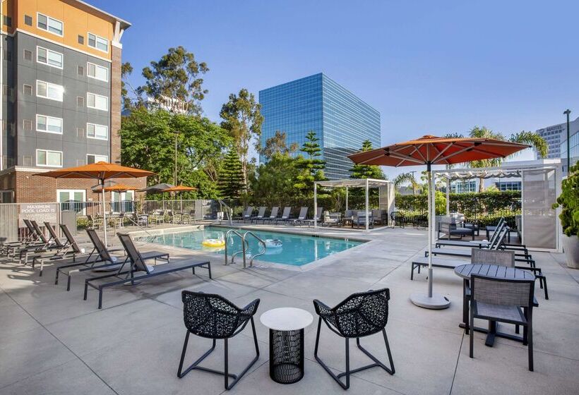 Cambria Hotel Lax