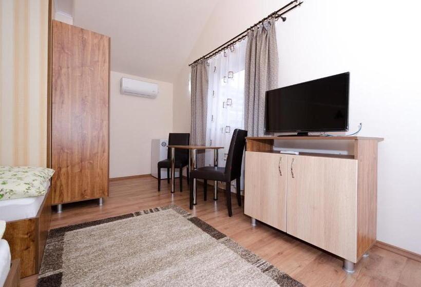 فندق Camere Apartament Steyna