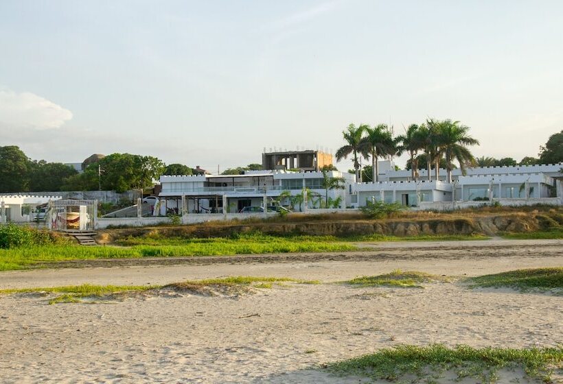 هتل Castillo Del Mar