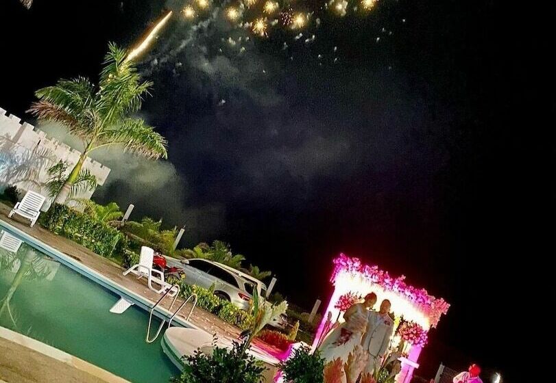 Отель Castillo Del Mar