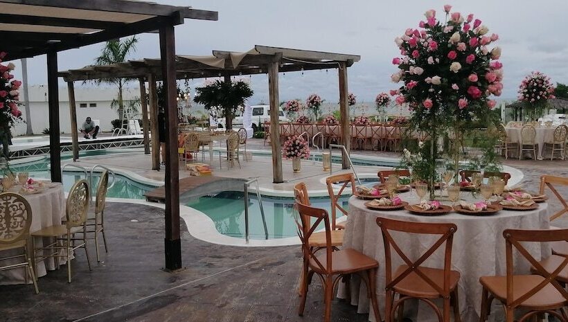 Отель Castillo Del Mar