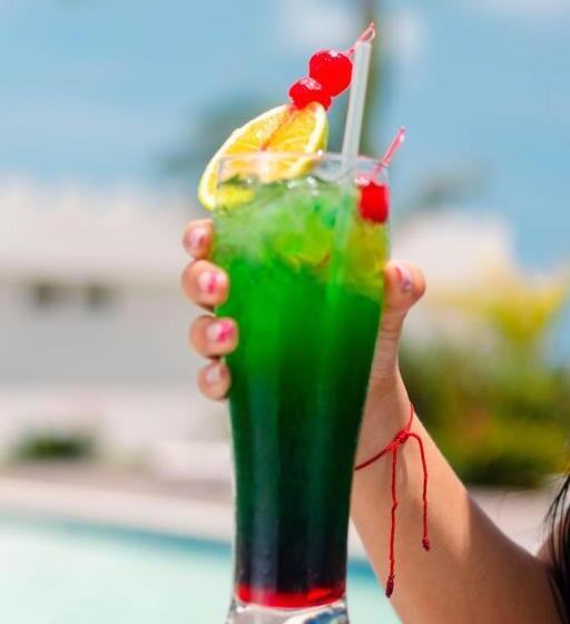 Отель Castillo Del Mar