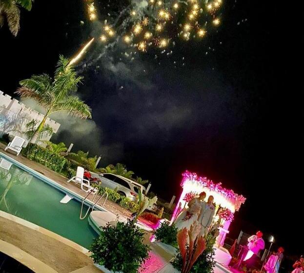 Отель Castillo Del Mar