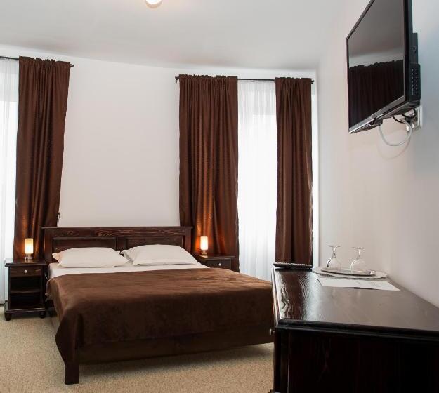 فندق Cazare Turn Sebes