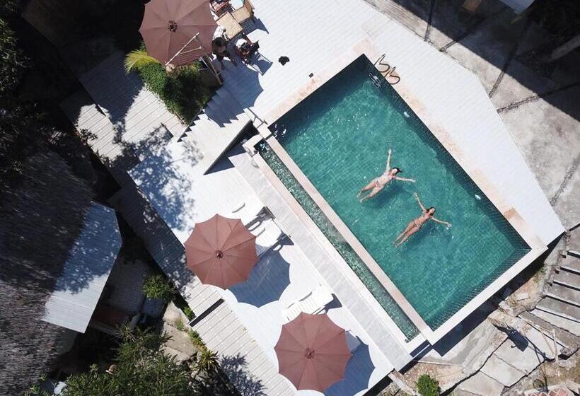 هتل Chunut House Resort