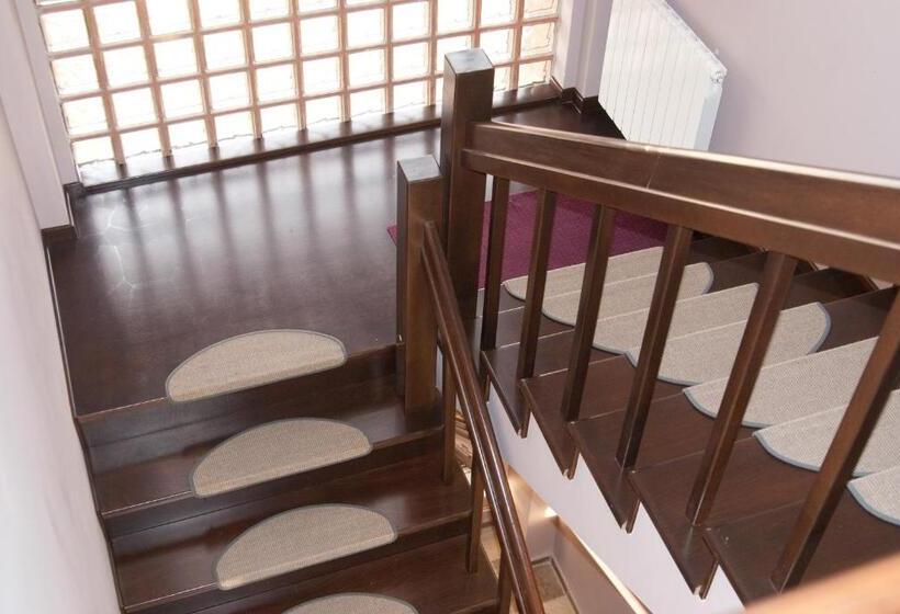 בית מלון כפרי Condor