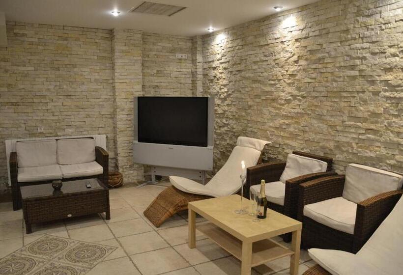 בית מלון כפרי Condor