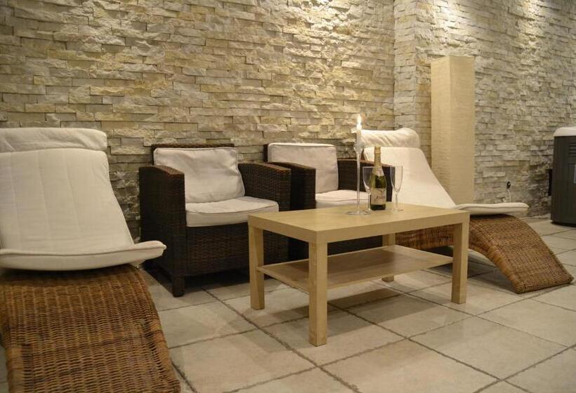 בית מלון כפרי Condor