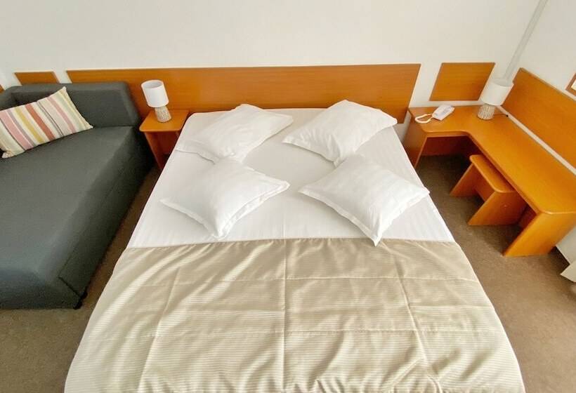 Отель Decebal Estival Neptun