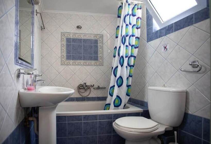 فندق Eliza Apartments