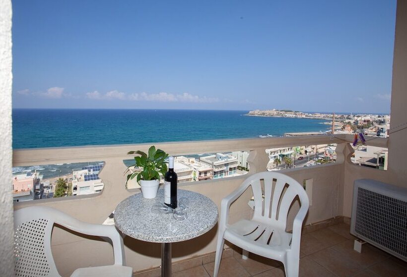 فندق Eliza Apartments