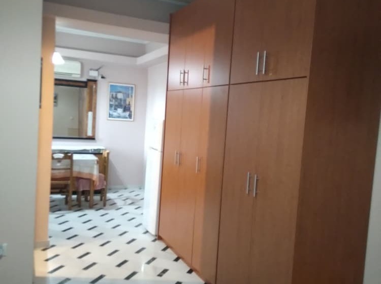 فندق Eliza Apartments