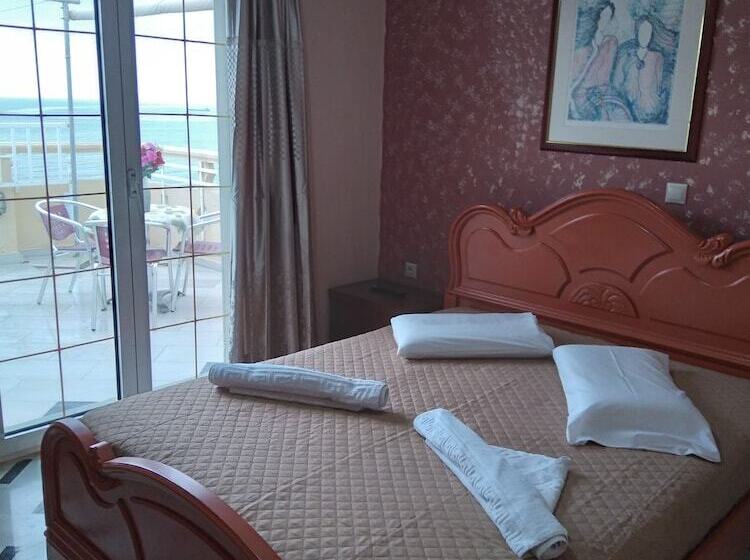 فندق Eliza Apartments