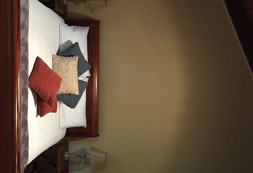 فندق Erravilla Country Estate