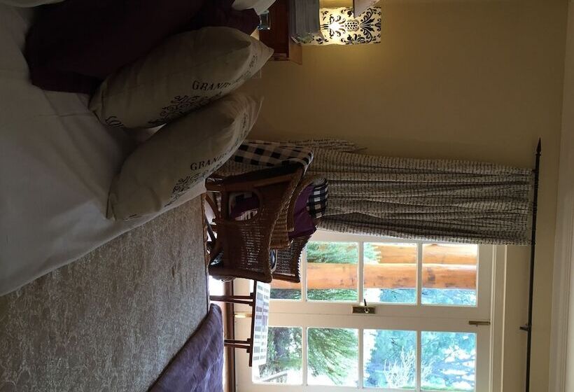 فندق Erravilla Country Estate