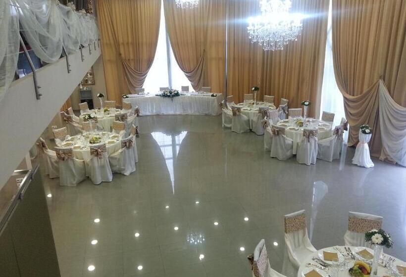 בית מלון כפרי Euro House