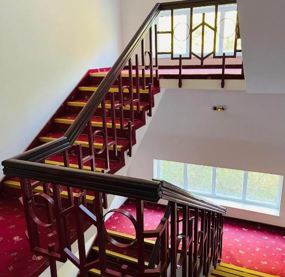 בית מלון כפרי Flora