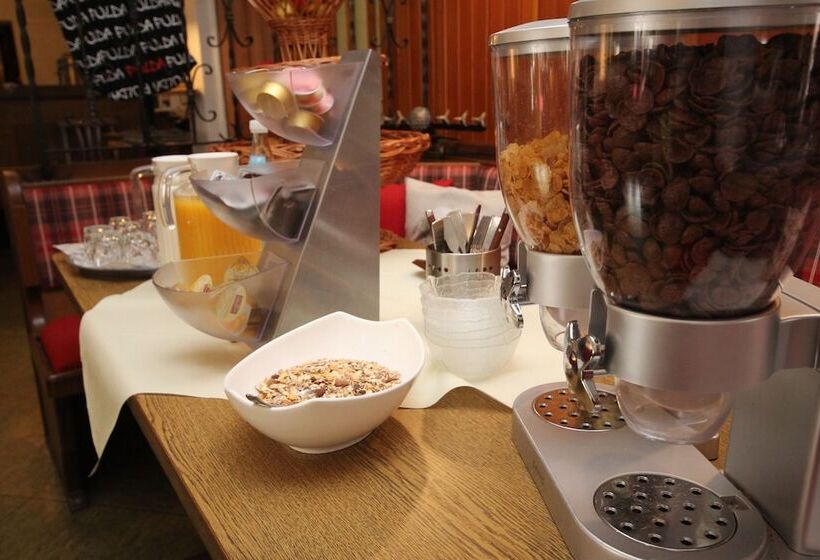 호텔 Berghof Wasserkuppe & Gästehaus Fuldaquelle