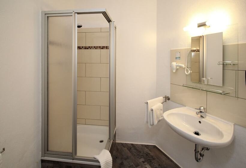 호텔 Berghof Wasserkuppe & Gästehaus Fuldaquelle