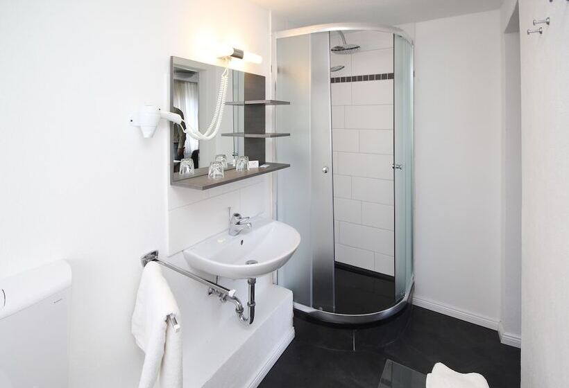 호텔 Berghof Wasserkuppe & Gästehaus Fuldaquelle