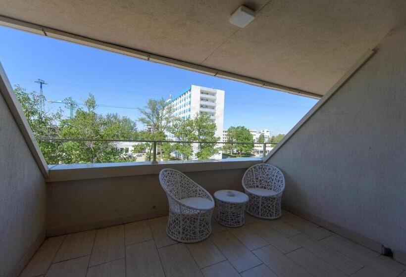 ホテル Golden Palace