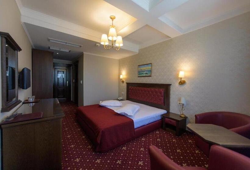 ホテル Golden Palace