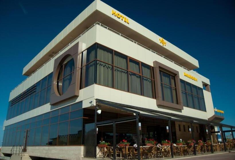 ホテル Golden Palace