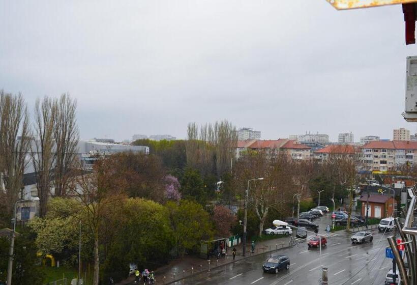 酒店 Golden Rose Residence