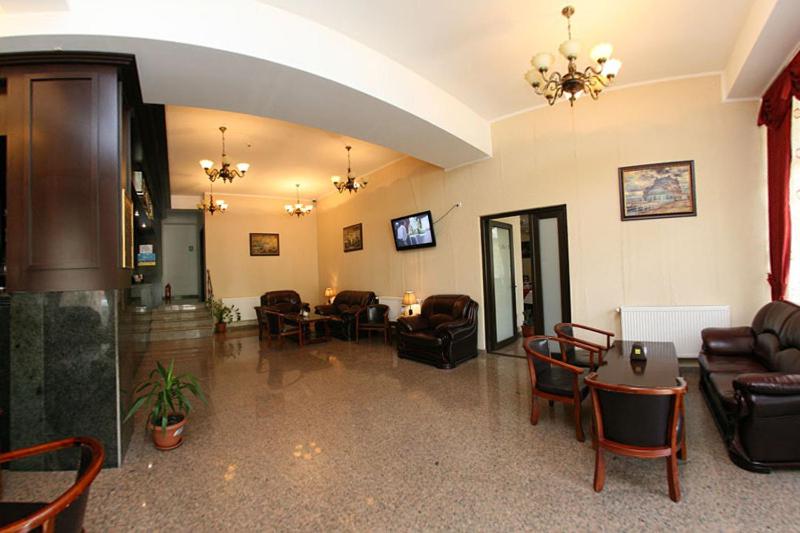 酒店 Golden Rose Residence