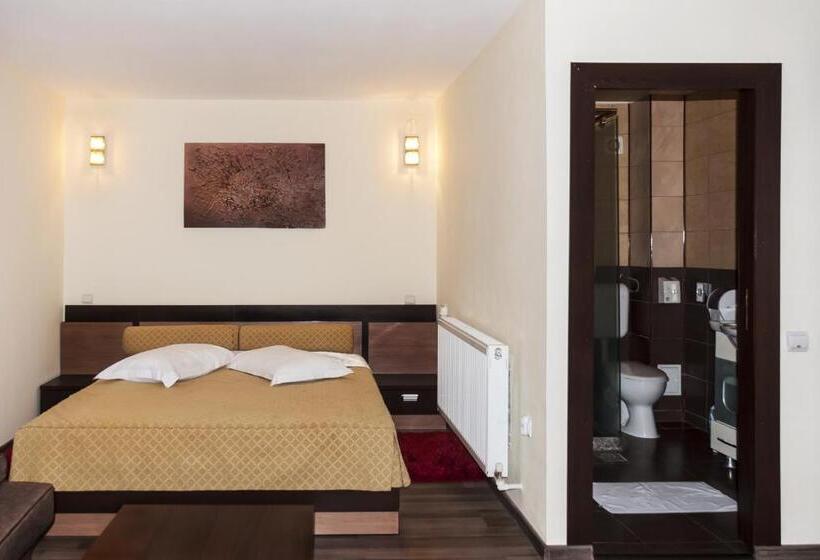 בית מלון כפרי Grand