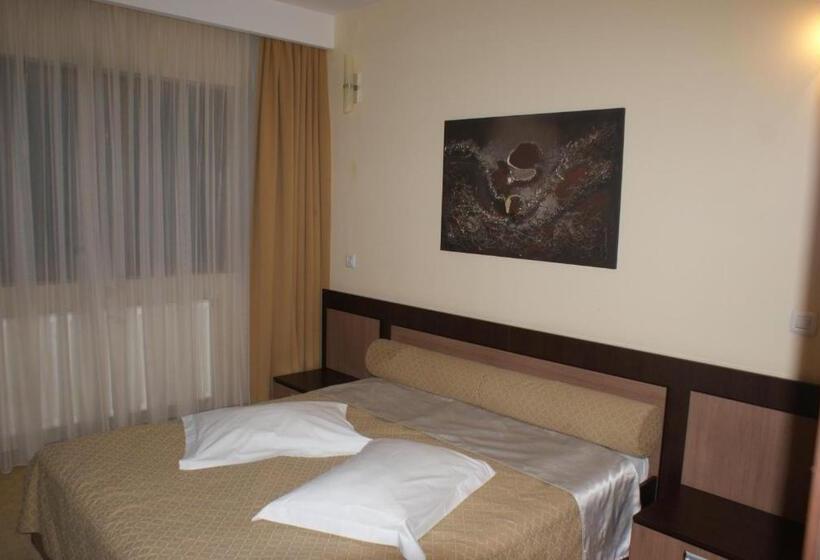 בית מלון כפרי Grand