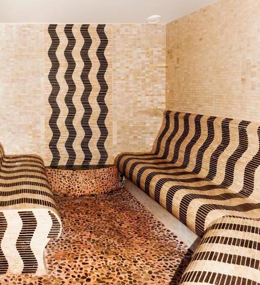 בית מלון כפרי Grand