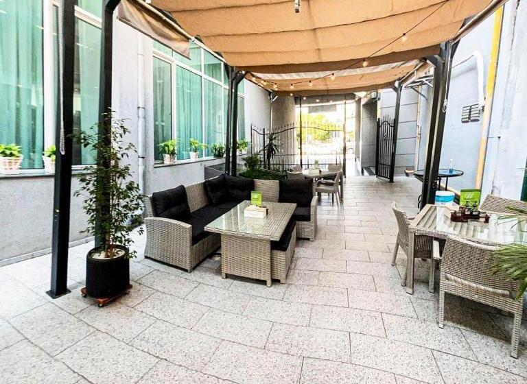 ホテル Green House